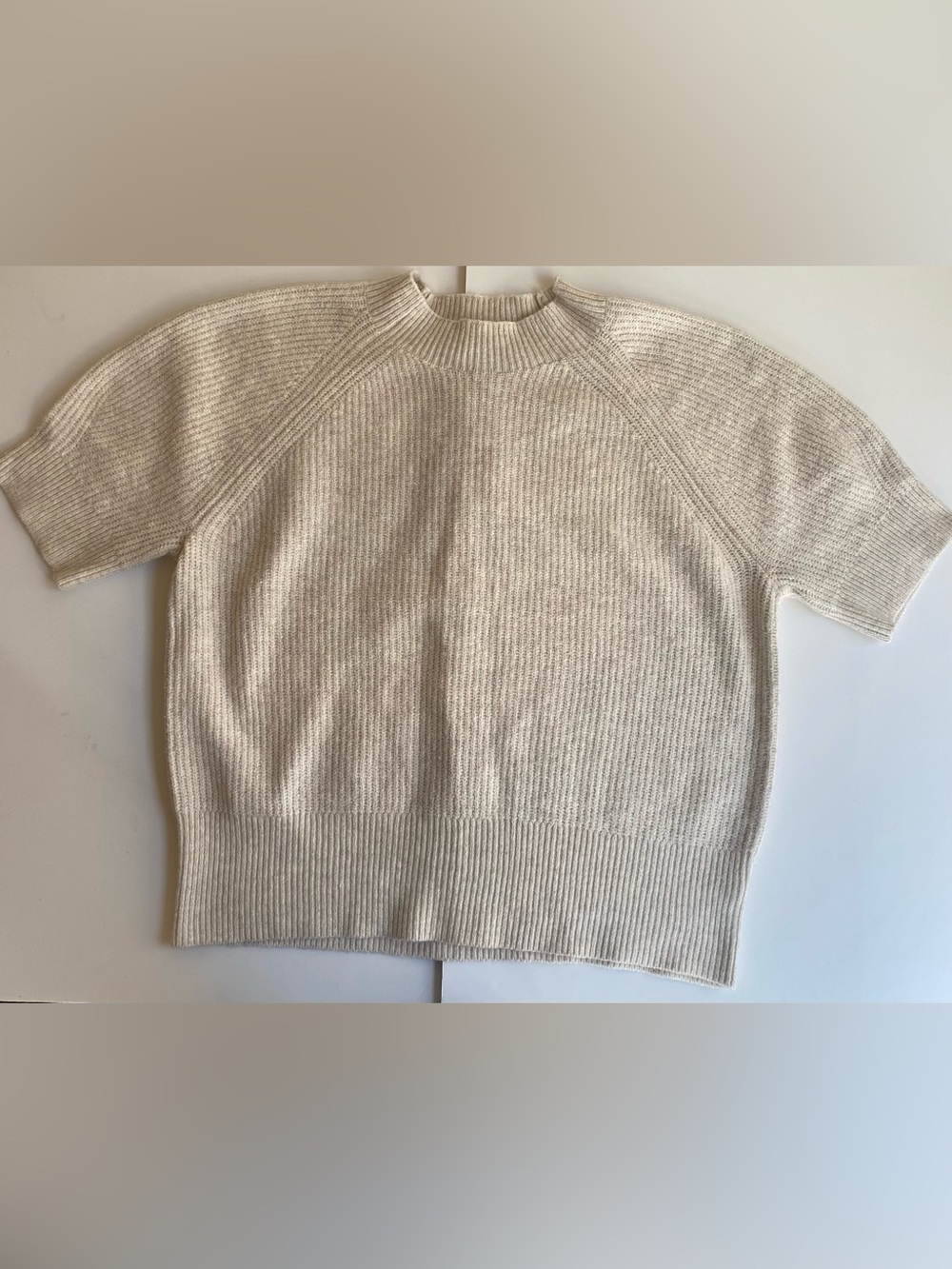 Universal Thread Women’s Crewneck Sweater in Light Cream SIZE L NWT